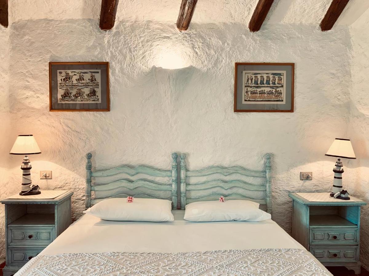 Eleni Room Costa Dorata Dış mekan fotoğraf